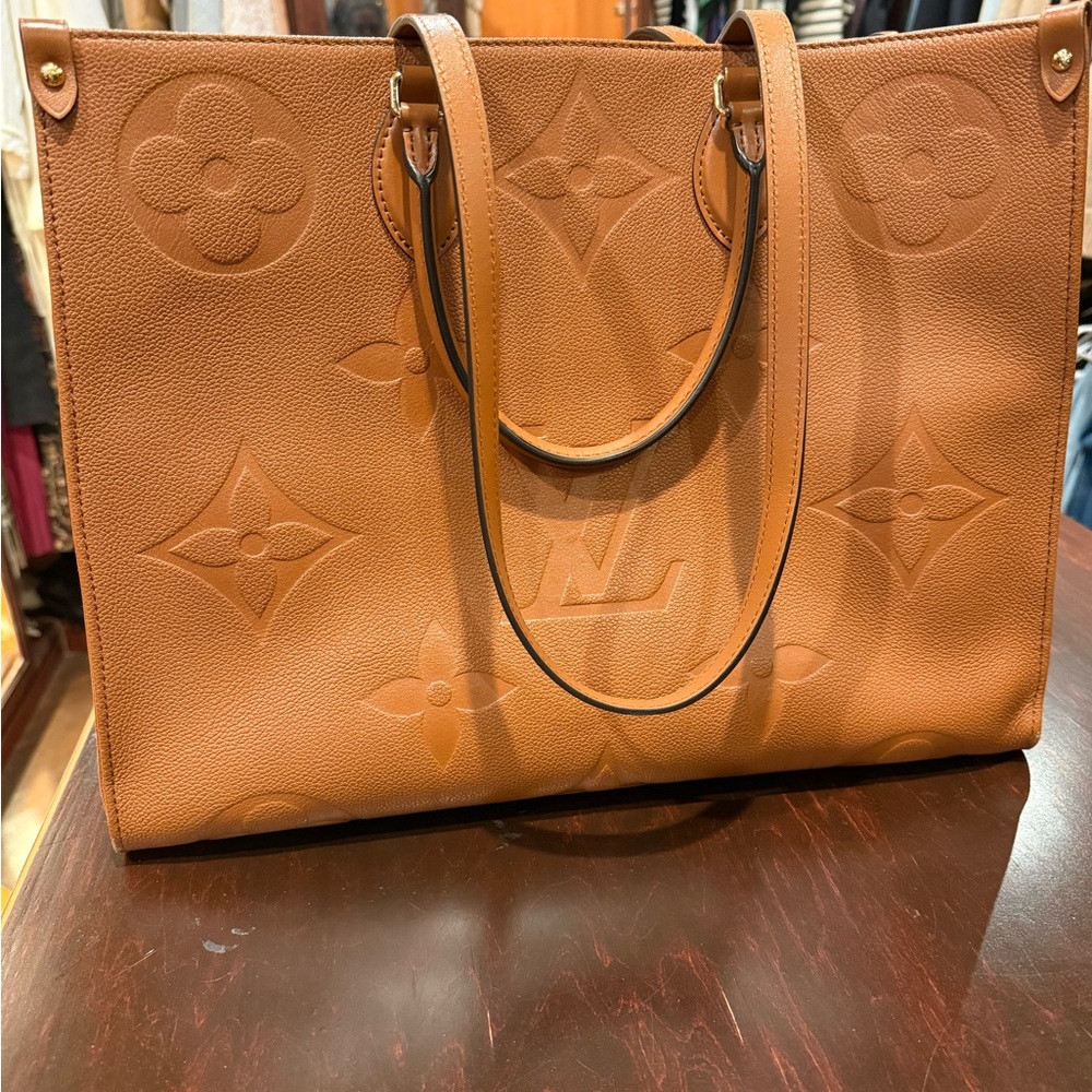 Louis Vuitton On-The-Go Cognac GM - Picture 2 of 11